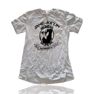 Janis Joplin Vintage Style V-Neck Tee: Womens Medium: Retro Style: Woodstock